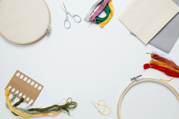 Рабочее место с вышивкой